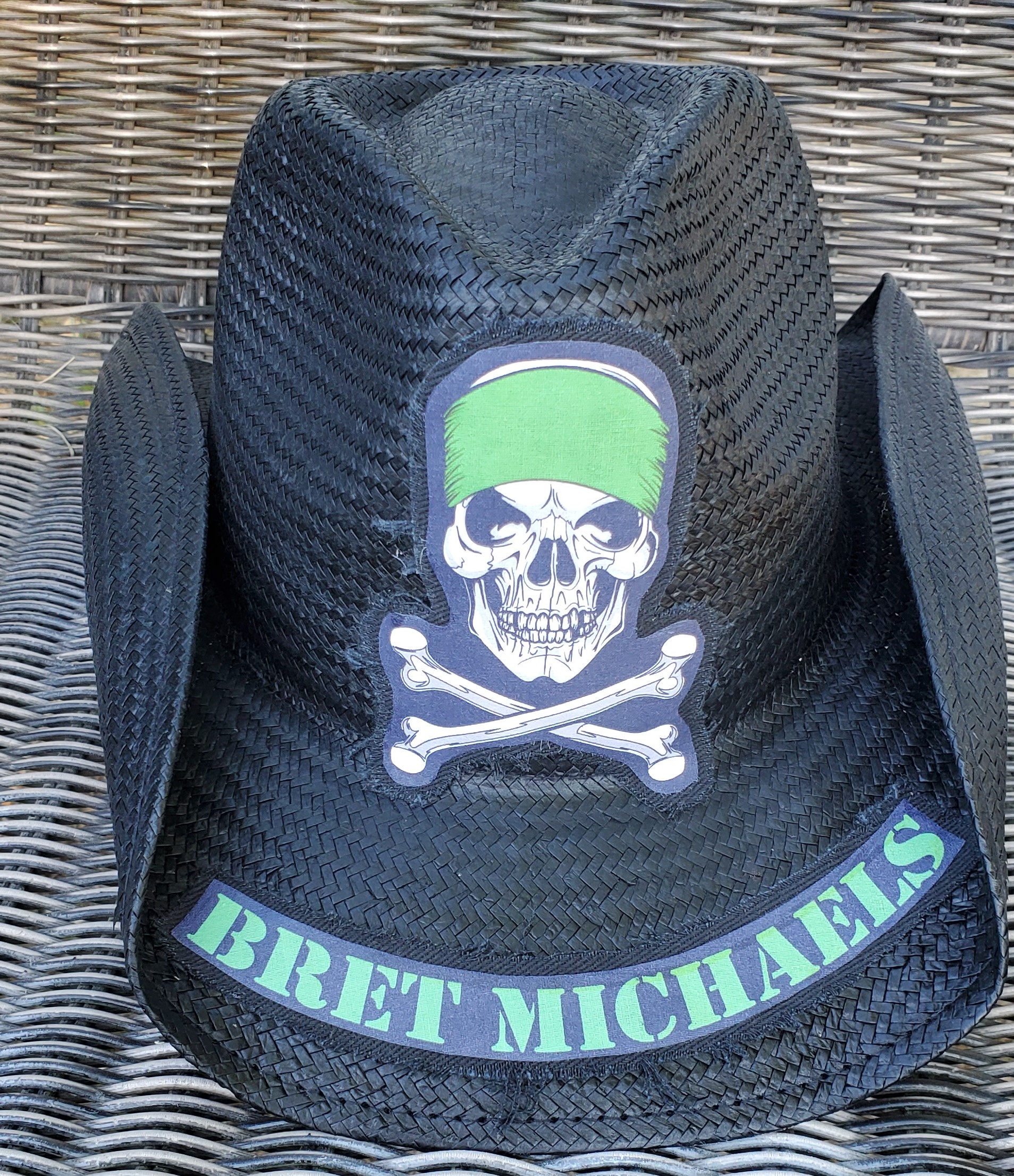 green skull hat